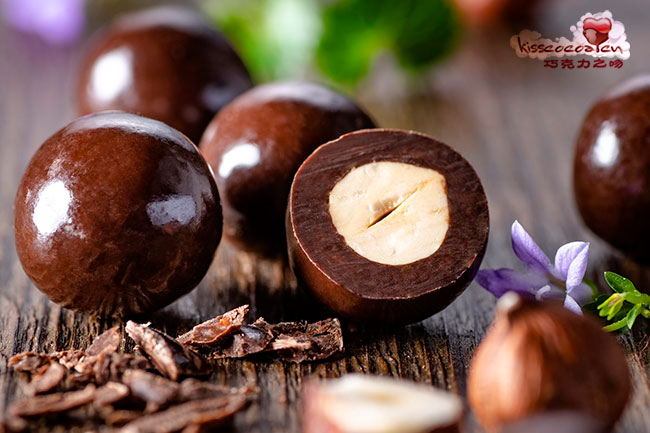 波兰 Doti Chocolate 多蒂巧克力 Doti czekolada 榛仁夹心黑巧克力