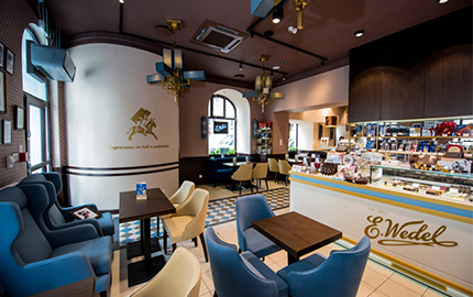 Sklep z czekoladą E.Wedel, Polska 波兰 E.Wedel 埃·韦德尔巧克力店 Poland E.Wedel chocolate shop Sklep z czekoladą E.Wedel, Polska 波兰 E.Wedel 埃·韦德尔巧克力店 Poland E.Wedel chocolate shop 127