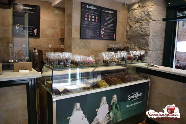 西班牙马德里 ChocolateriaSAN GINES 店内2 西班牙马德里 ChocolateriaSAN GINES 店内2