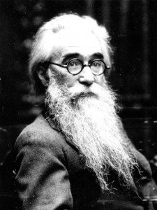 西班牙马德里 Ramón María del Valle-Inclán 拉蒙·玛丽亚·德尔瓦莱-因克兰
(1866~1936) ,西班牙小说家、戏剧家和诗人 西班牙马德里 Ramón María del Valle-Inclán 拉蒙·玛丽亚·德尔瓦莱-因克兰
(1866~1936) ,西班牙小说家、戏剧家和诗人
