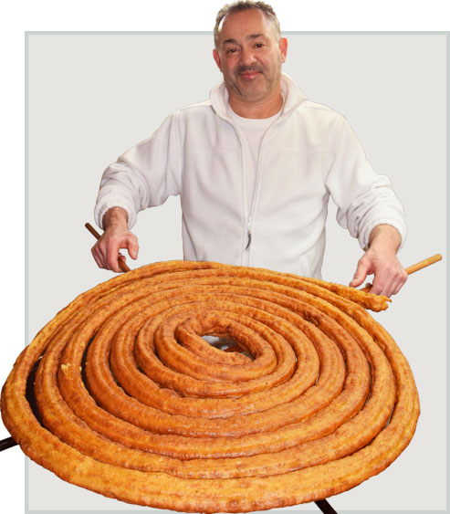 西班牙马德里 La Andaluza CHURRERIA CHOCOLATERIA
安达卢西亚 西班牙油条巧克力店