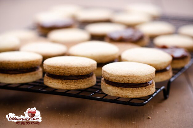 阿根廷最传统最受欢迎的 Alfajor de maicena 玉米面阿法奇朵制作32