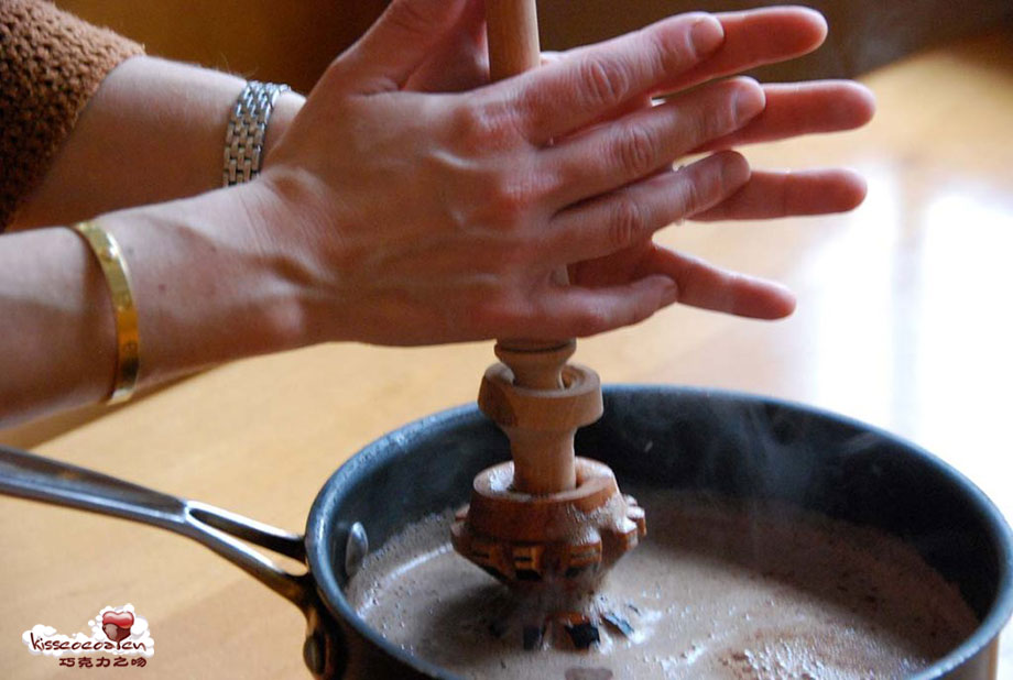 传统的墨西哥热巧克力 Champurrado 尚普拉多 Molinillo 少不了莫利尼略6