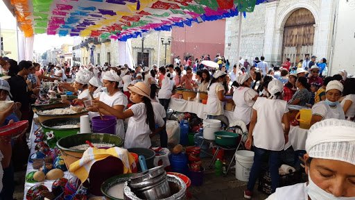 每年春天，San Andrés Huayapam 都会举办 Tejate 节