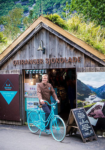 挪威盖朗厄尔峡湾里的巧克力木屋 GEIRANGER Sjokolade 盖朗厄尔巧克力店
